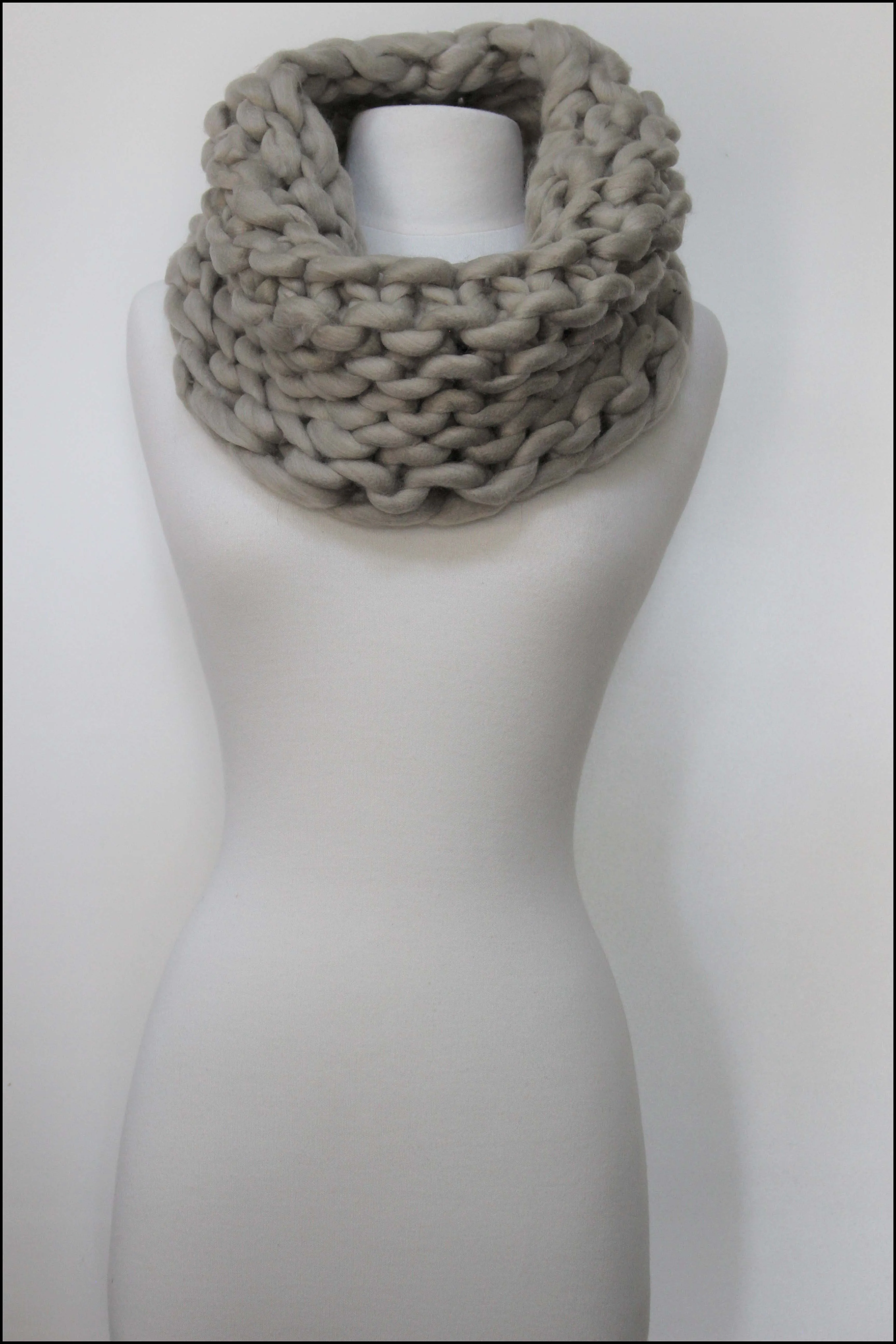 Big Thread Neck Warmer