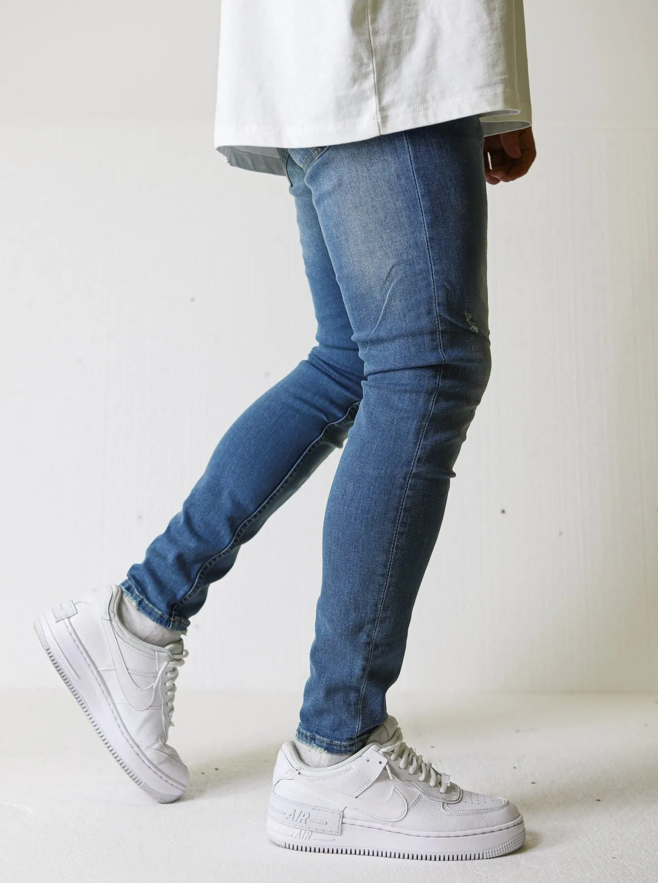 Premium Spray Slightly Ripped Denim