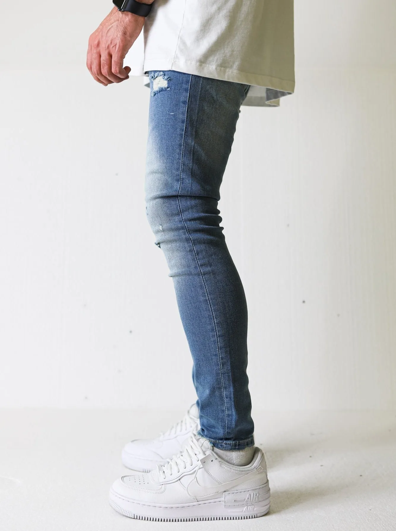 Premium Spray Slightly Ripped Denim